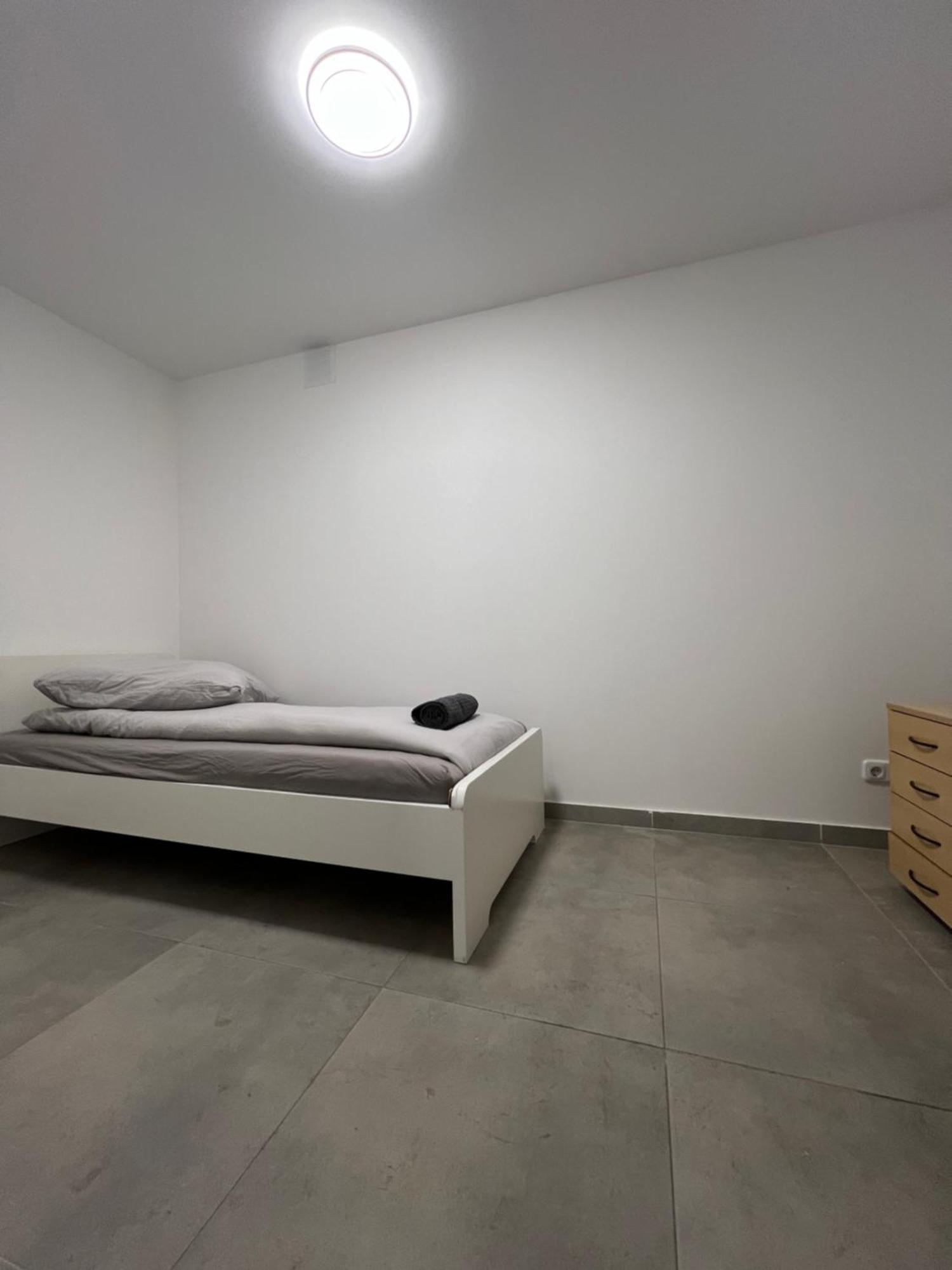 فندق Mieterlux Frankfurt هويزنشتام الغرفة الصورة