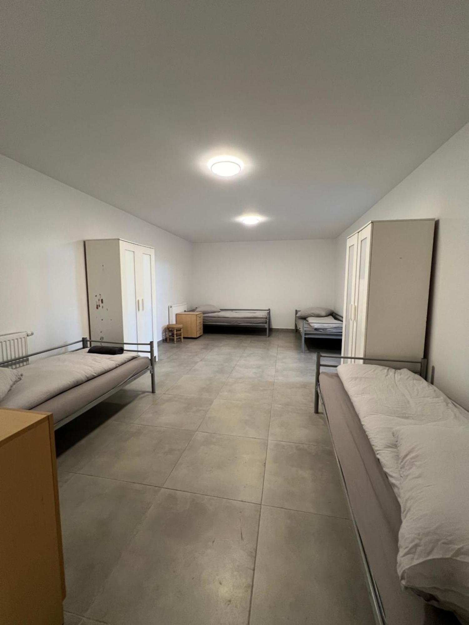 فندق Mieterlux Frankfurt هويزنشتام الغرفة الصورة